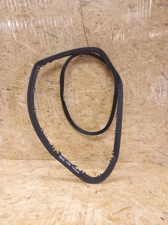 Rubber seal rear door 4F0833346C