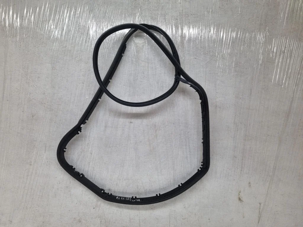 Rubber seal rear door 4F0833345C
