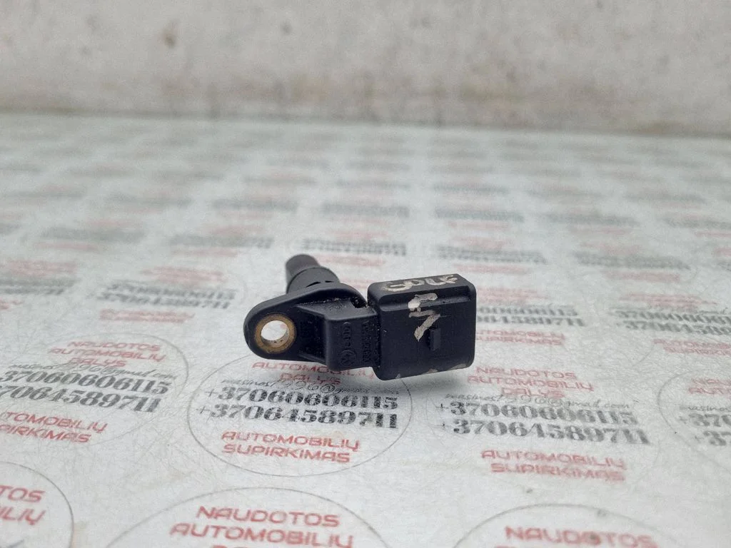 Camshaft position sensor 06B905163A