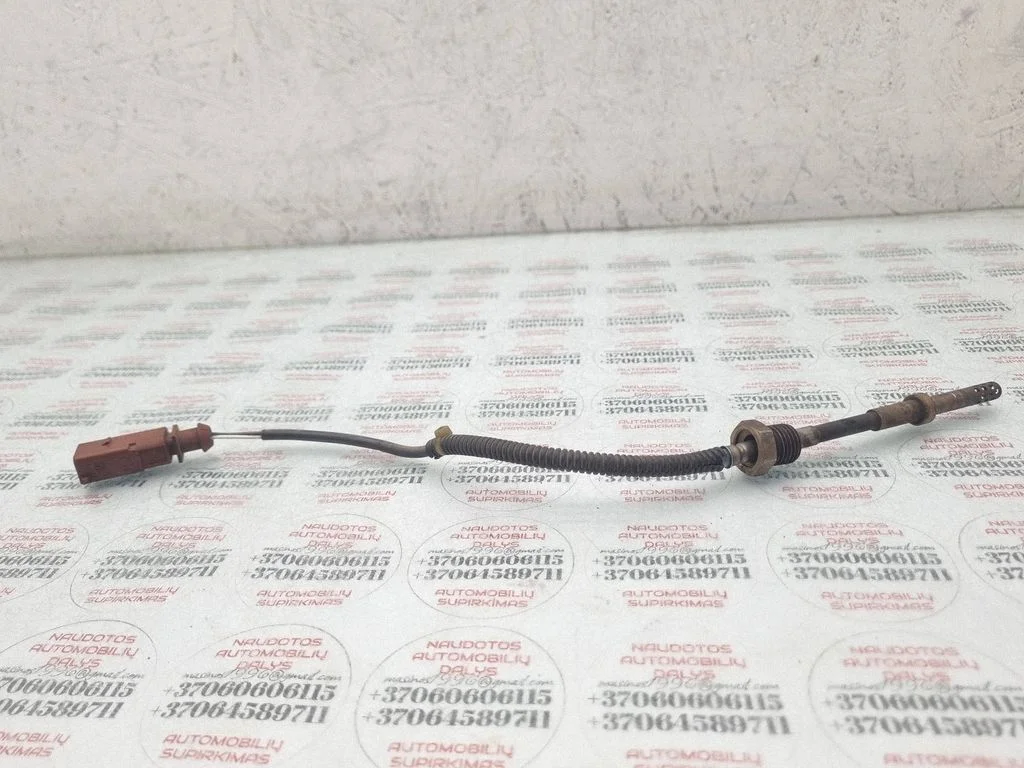Exhaust gas temperature sensor 03L906088E