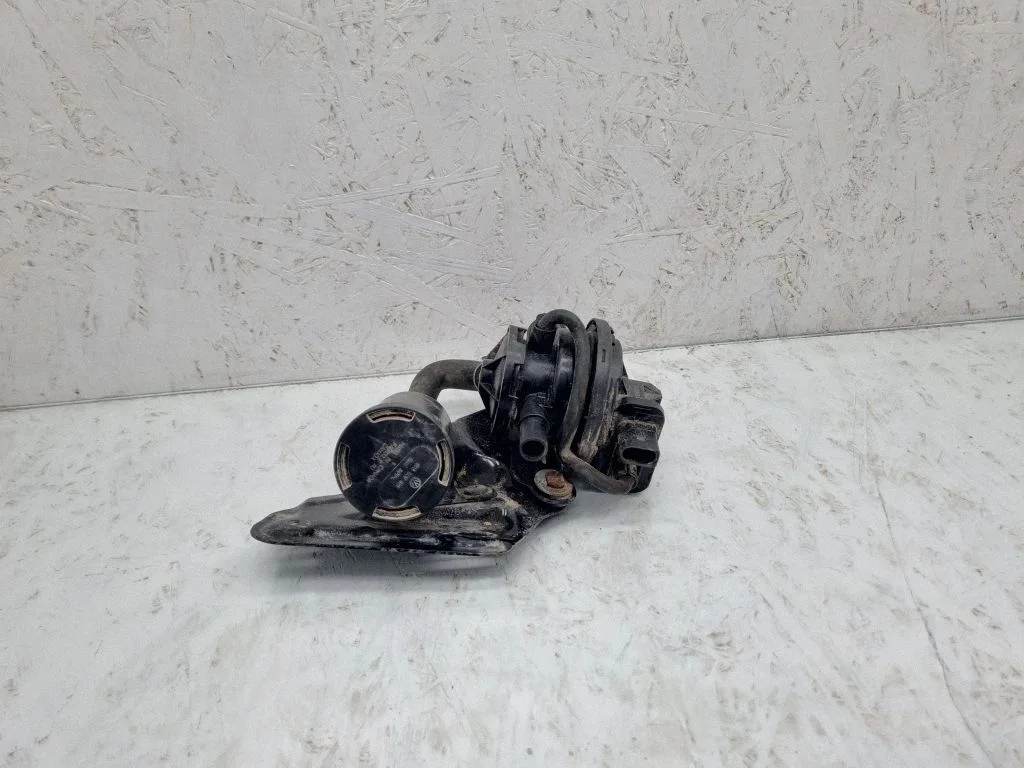 Secondary air pump – Audi A3 S3 8P (2003-2012)