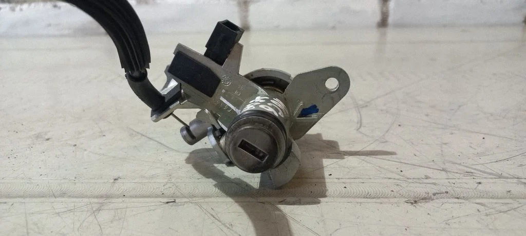 Tailgate exterior lock – Audi A6 Allroad C6 (2006-2011)