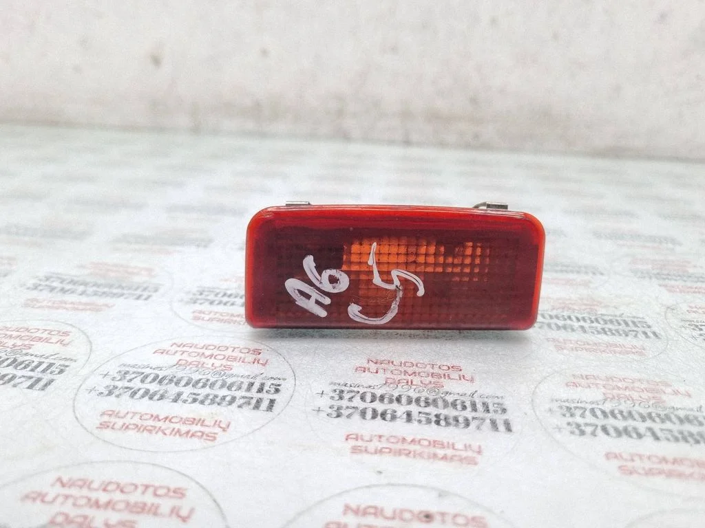 Rear door interior light – Audi A6 Allroad C5 (1999-2005)