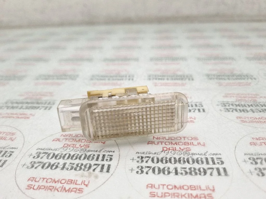 Rear door interior light – Audi A6 Allroad C6 (2006-2011)