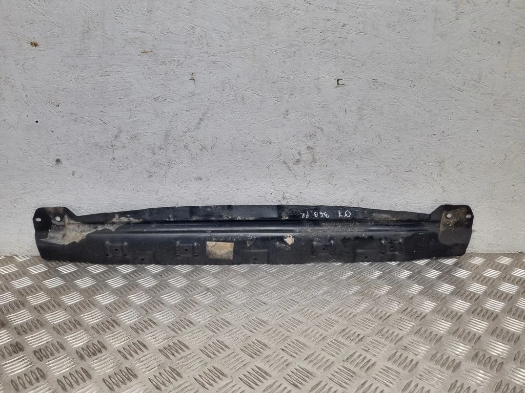 Bottom radiator support slam panel – Audi Q7 4L (2005-2015)