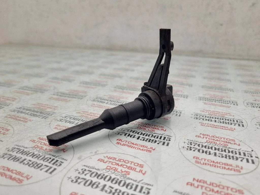 Speed sensor (speedometer sensor) – Volkswagen Passat B5 (1997-2000)
