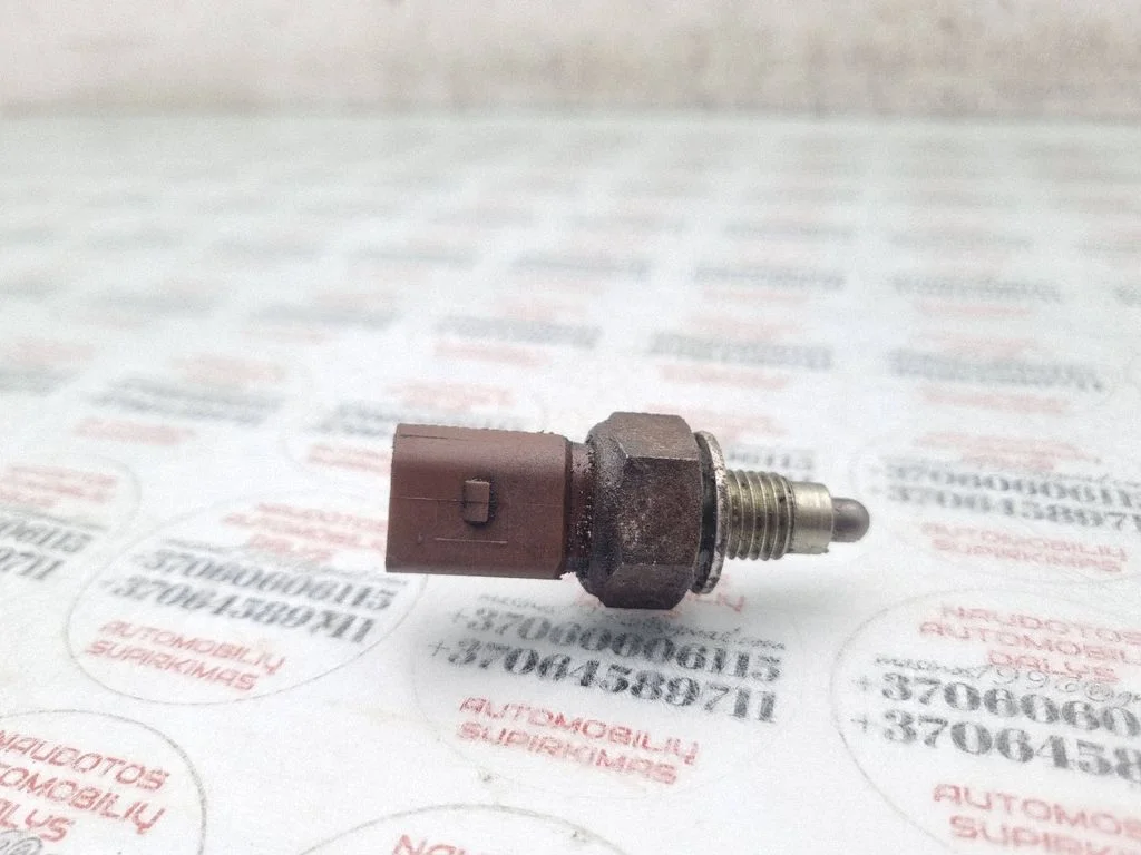 Tagurdustule andur 02T945415D