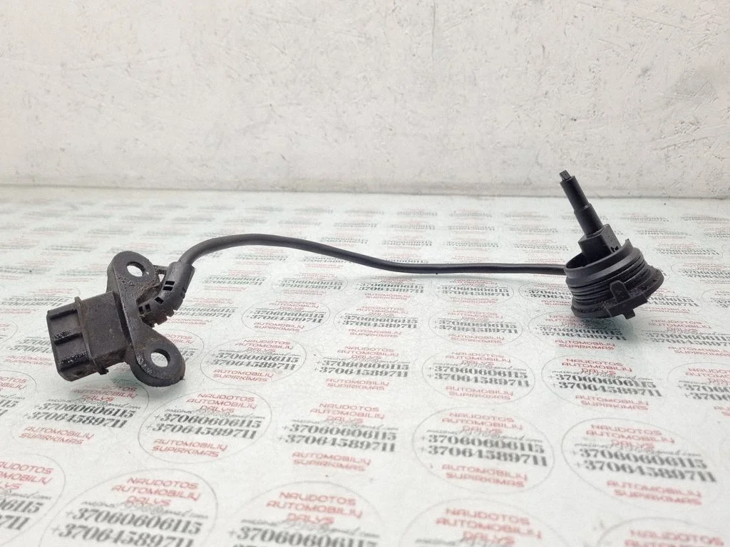 Reversing light switch sensor 012919823F