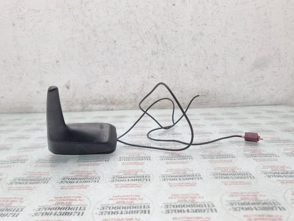 Aerial GPS antenna 4B5035503