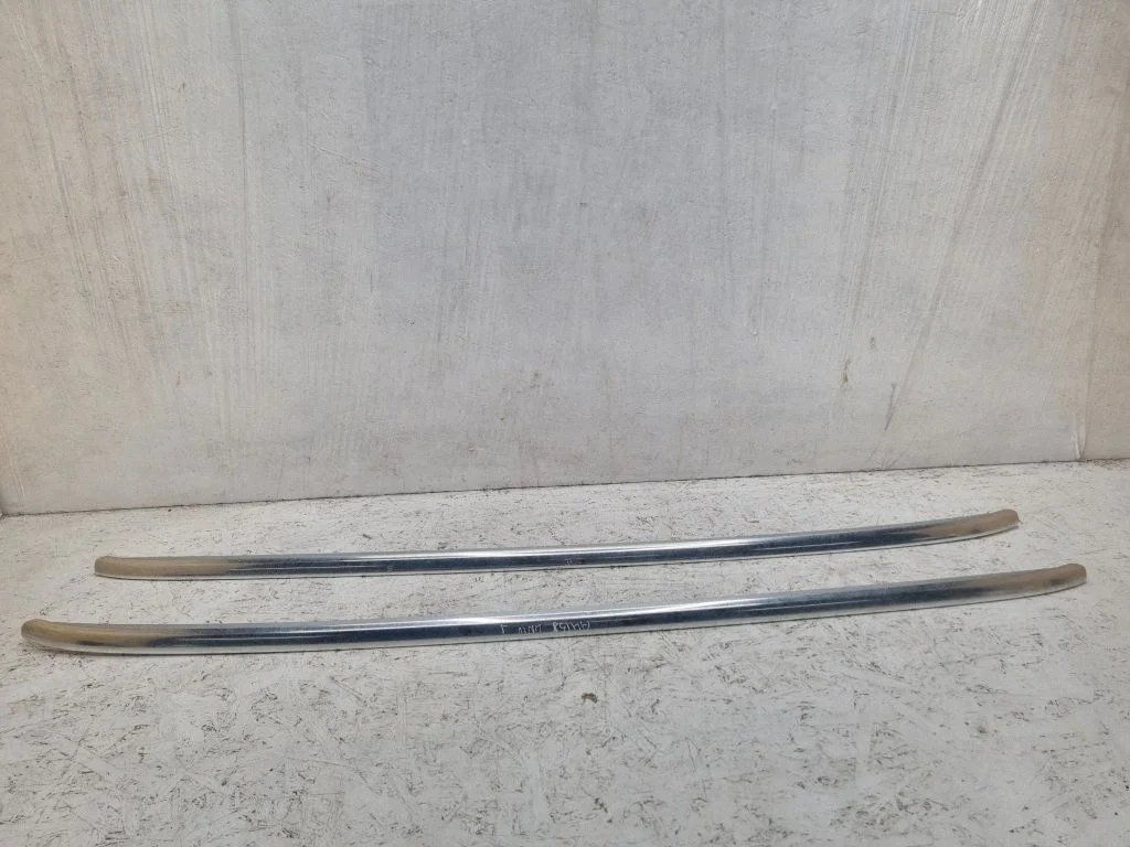 Roof bar rail 8K9860021A