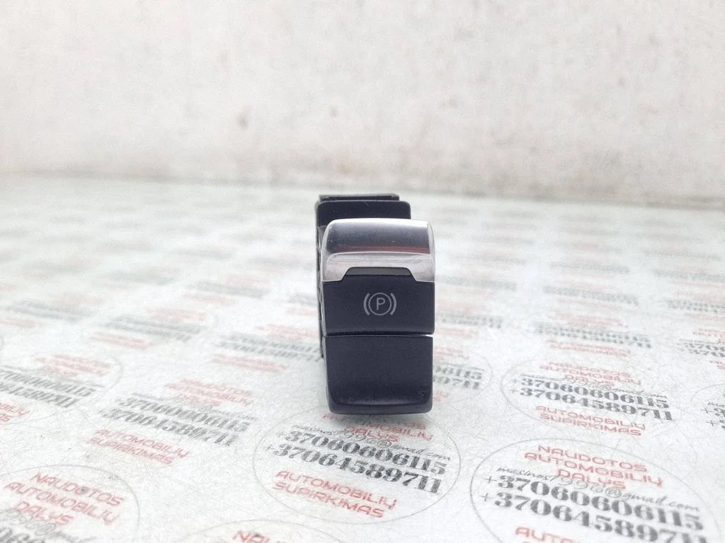 Hand parking brake switch – Audi A4 Allroad B8 (2008-2016)