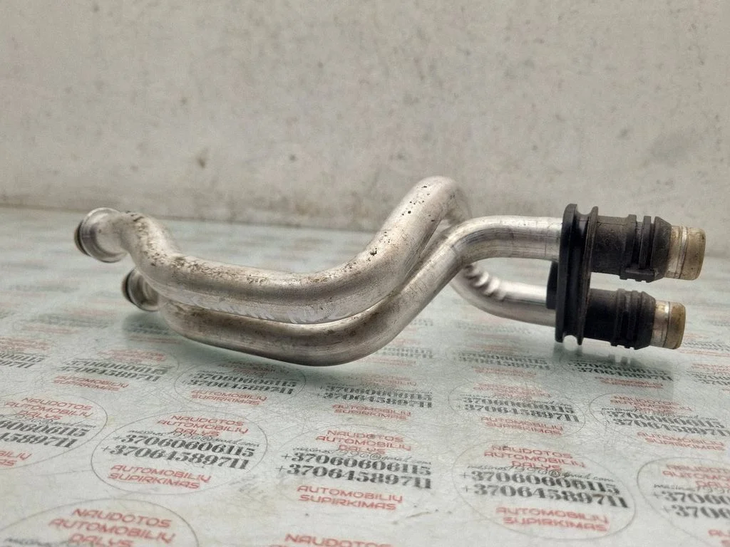 Küttekeha radiaatori toru / voolik – Skoda Octavia Mk2 (1Z) (2004-2013)