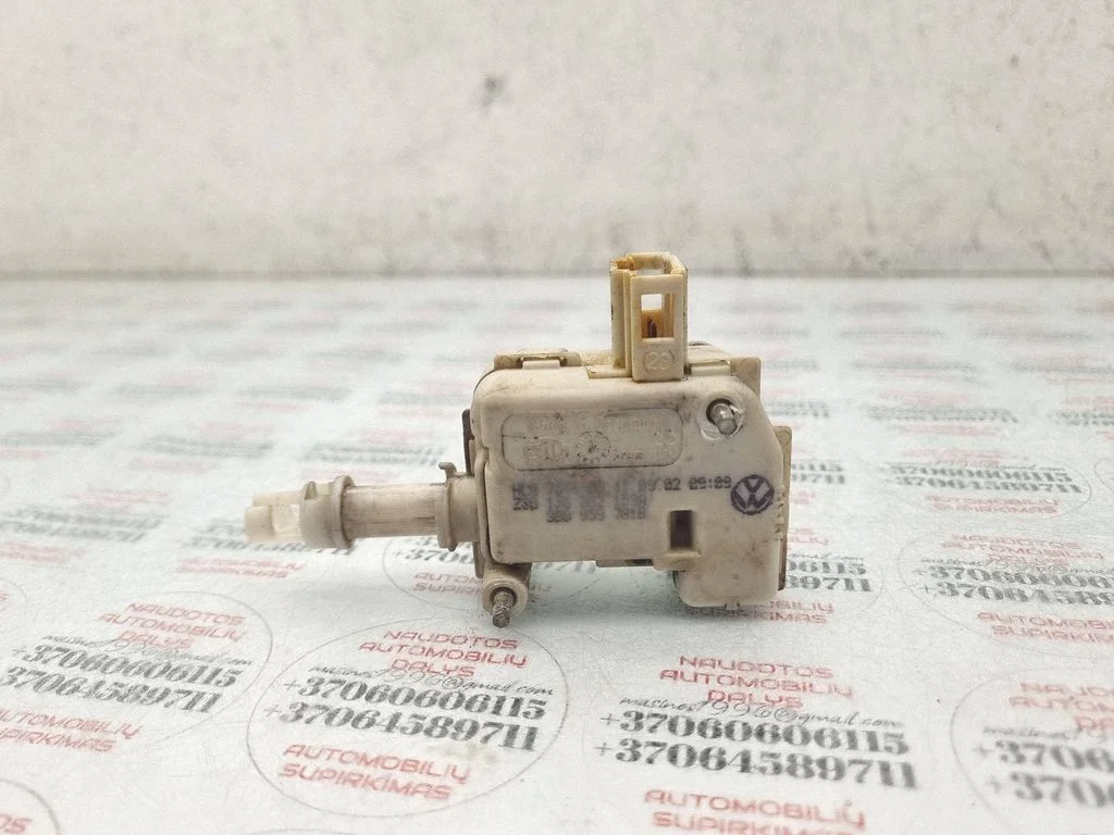 Central locking motor – Volkswagen Golf IV (1998-2005)