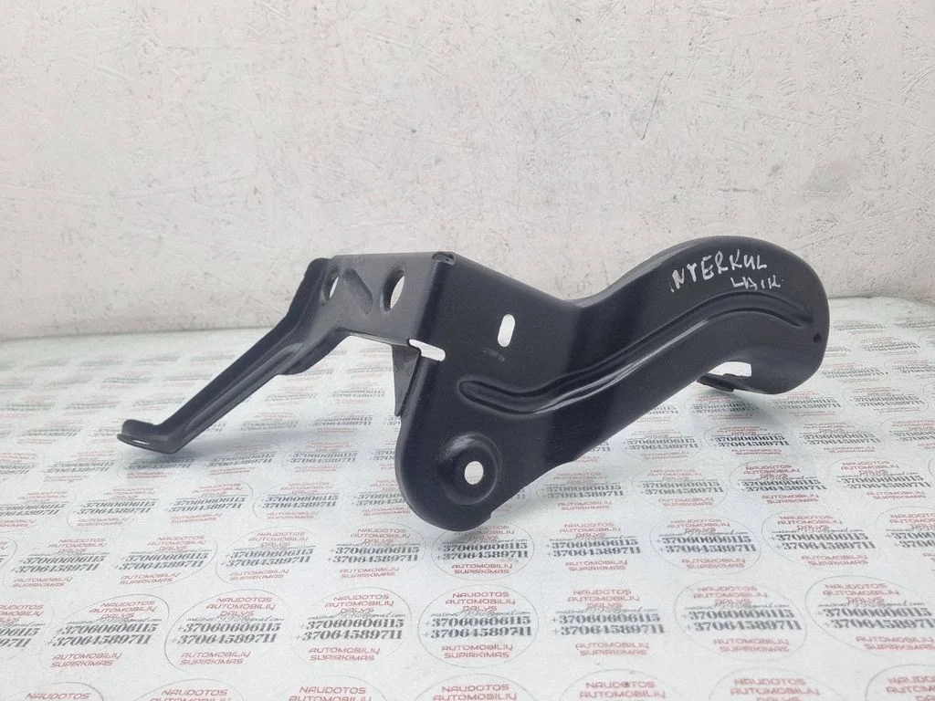 Intercooler pipe mounting bracket – Audi A6 Allroad C6 (2006-2011)