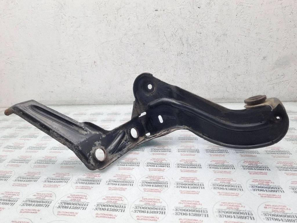 Intercooler pipe mounting bracket – Audi A6 Allroad C6 (2006-2011)