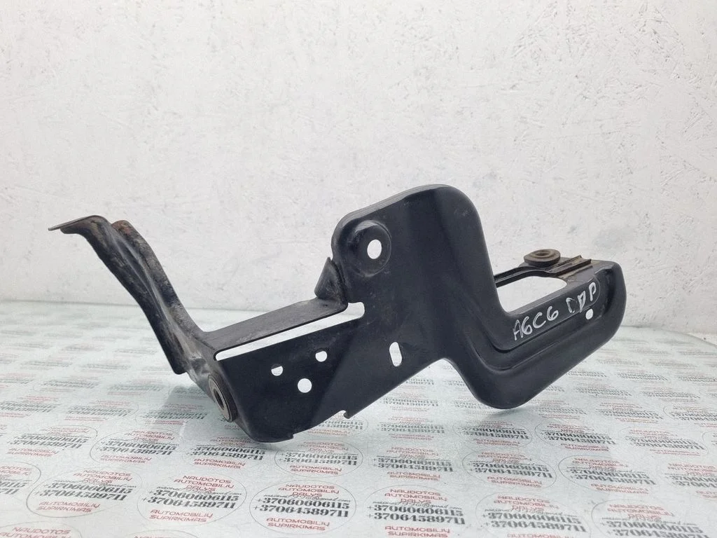 Intercooler pipe mounting bracket – Audi A6 Allroad C6 (2006-2011)