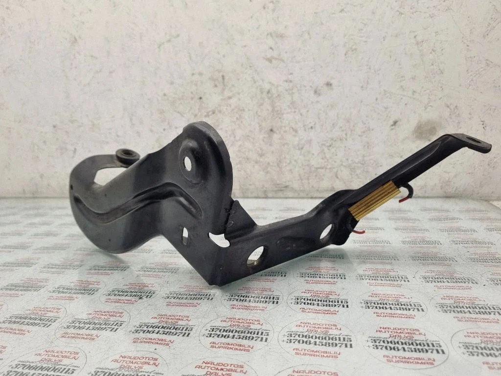 Intercooler pipe mounting bracket – Audi A6 Allroad C6 (2006-2011)