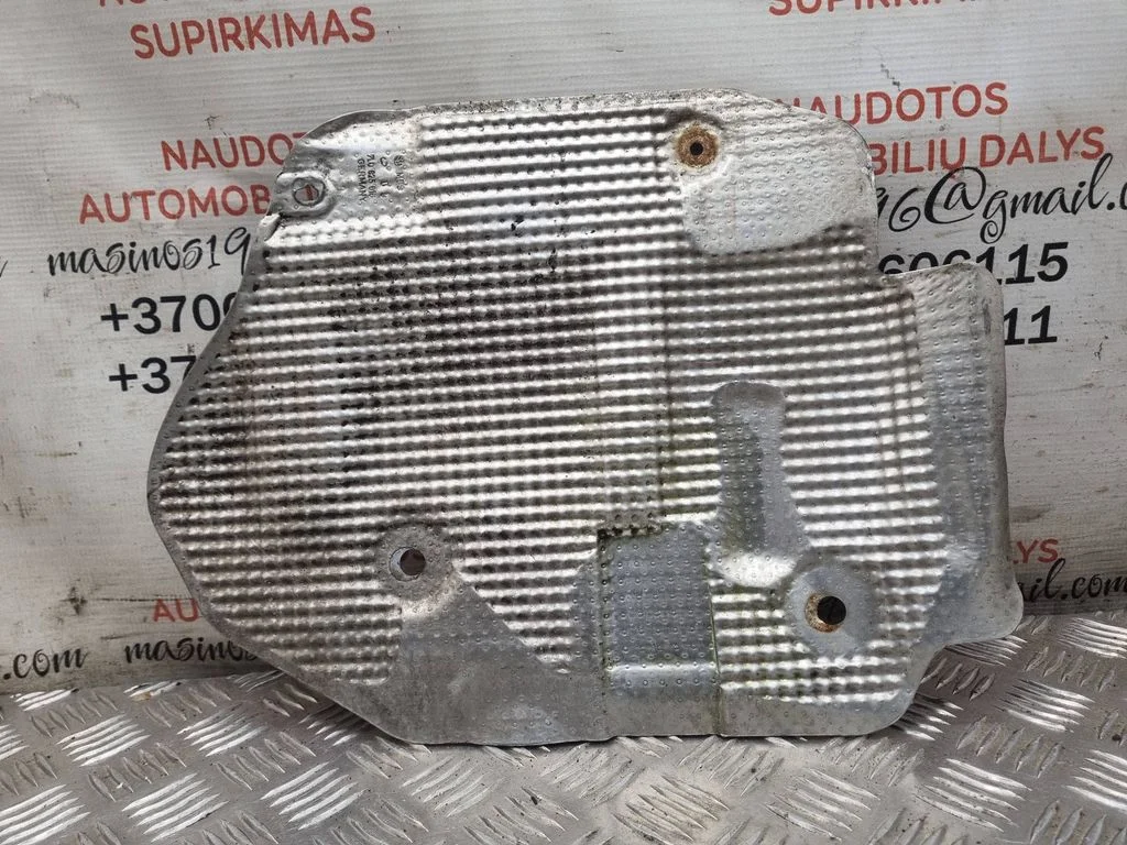 Mootori soojusisolatsioon (kuumakaitse) – Audi Q7 4L (2005-2015)