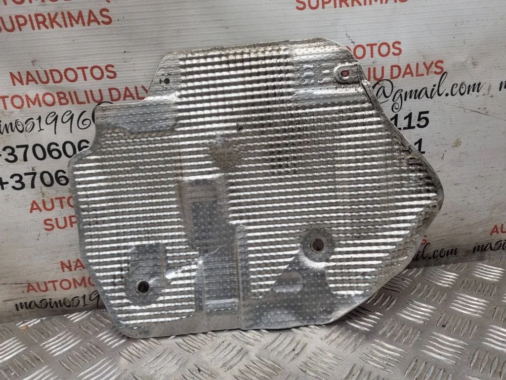 Mootori soojusisolatsioon (kuumakaitse) – Audi Q7 4L (2005-2015)