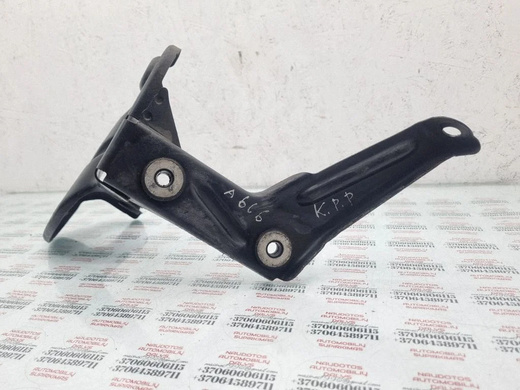 Intercooler pipe mounting bracket – Audi A6 Allroad C6 (2006-2011)