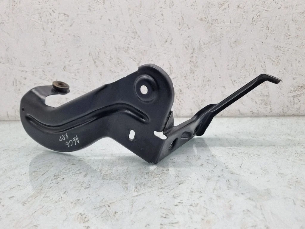 Intercooler pipe mounting bracket – Audi A6 Allroad C6 (2006-2011)