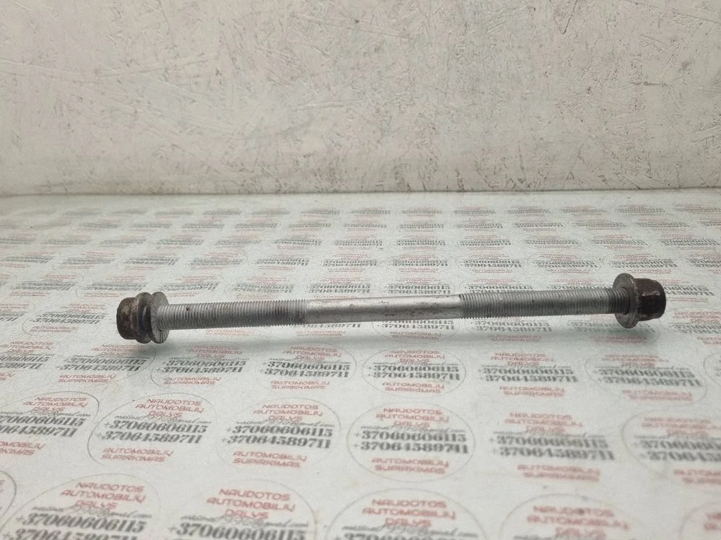 Rear suspension camber bolt – Audi A4 Allroad B8 (2008-2016)