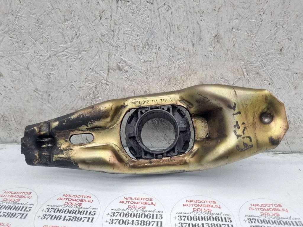 Siduri survelaagri hoob / kahvel – Volkswagen Passat B5.5 (2001-2005)