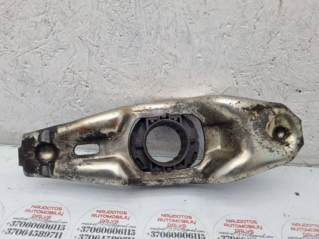 Siduri survelaagri hoob / kahvel – Volkswagen Passat B5 (1997-2000)
