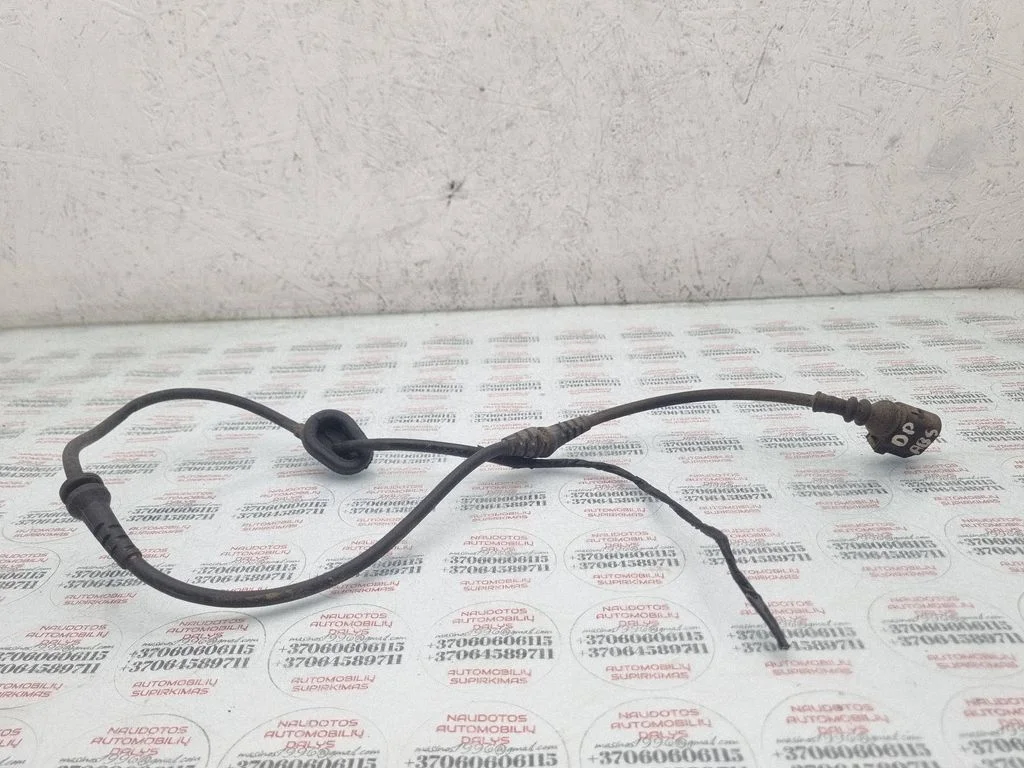 Front ABS sensor wiring – Volkswagen Golf Plus (2005-2013)