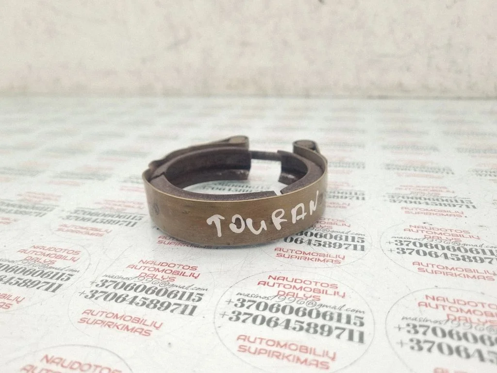 Muffler pipe connector clamp 1K0253725