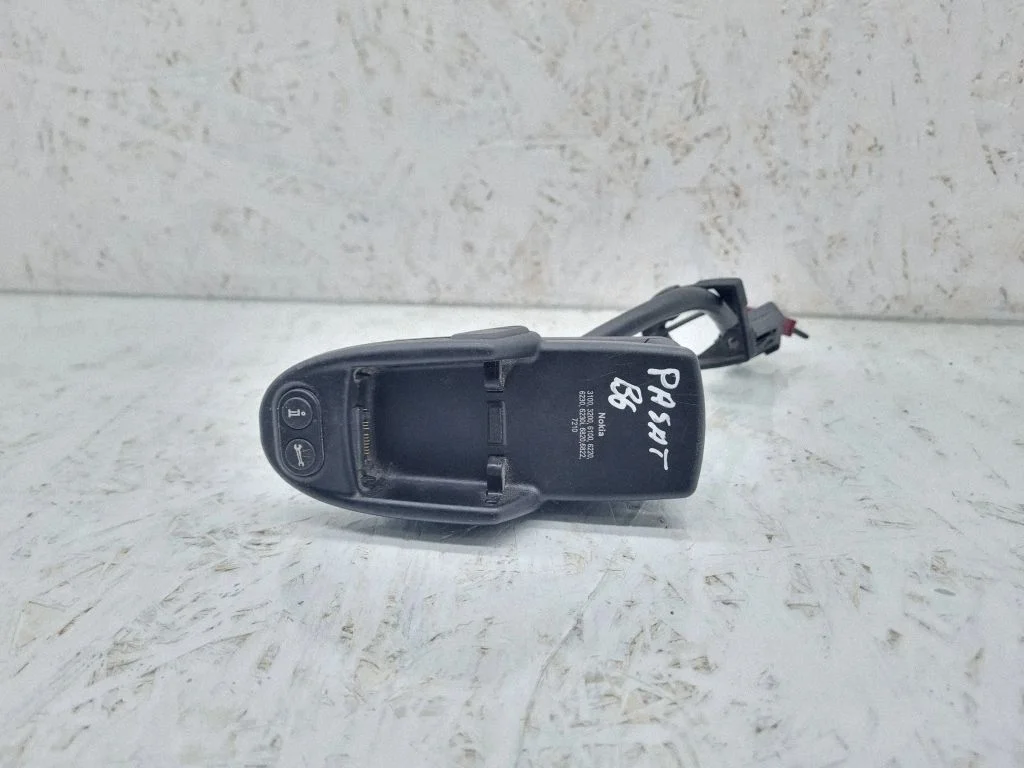 Phone control unit/module – Volkswagen Passat B6 (2005-2010)