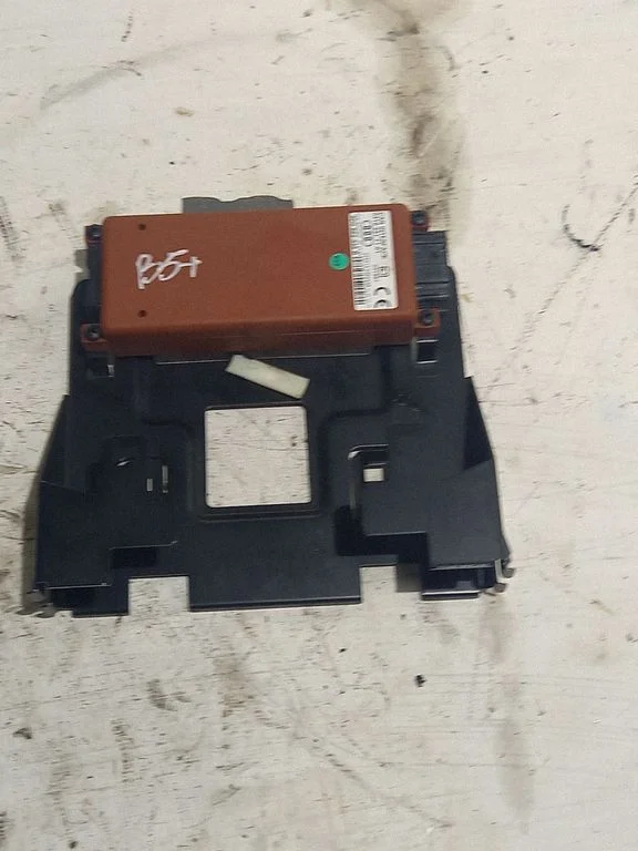 Phone control unit/module – Volkswagen Passat B5.5 (2001-2005)