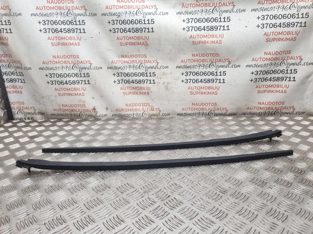 Vējstikla apdare 1K0854319E