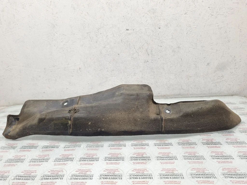 Fender end trim 1Z0821111
