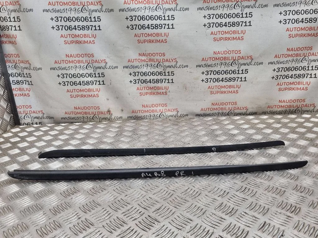 Listwa szyby przedniej 8K0854328