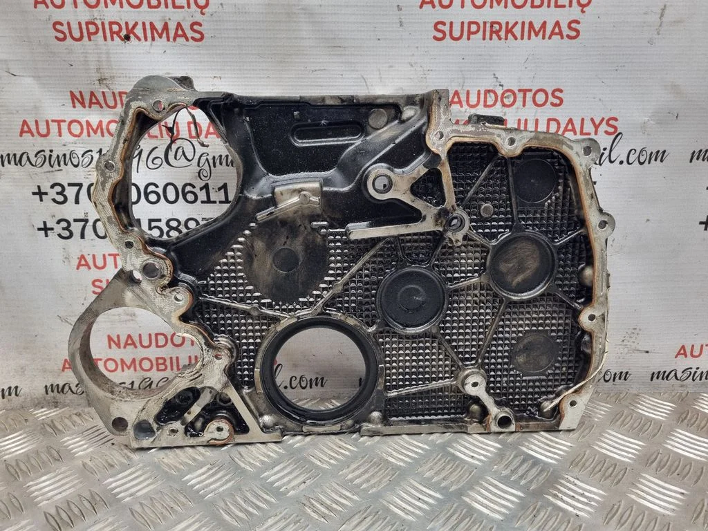 Timing chain cover – Volkswagen Touareg I (2002-2010)