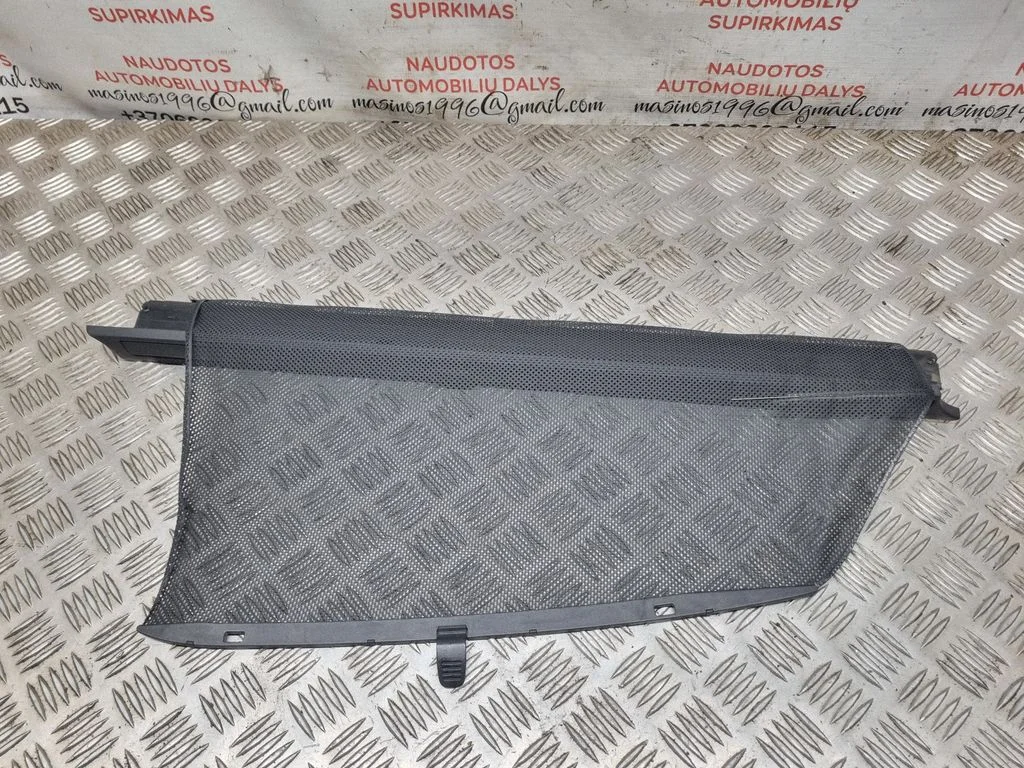 Tagaukse aknakardin – Audi A8 S8 D3 4E (2002-2009)