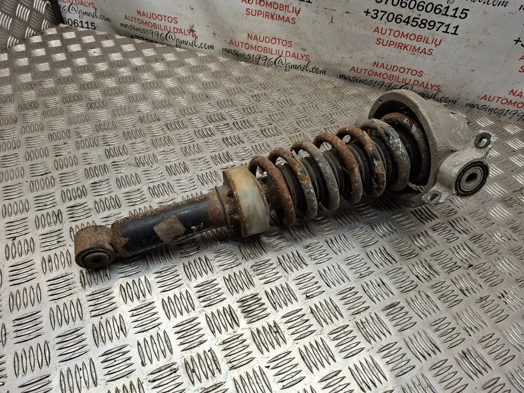 Rear shock absorber with coil spring – Volkswagen Touareg I (2002-2010)