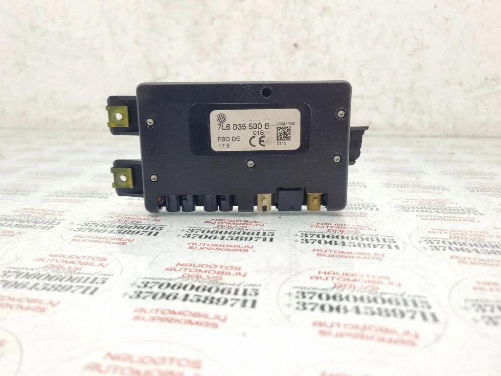 Antenna control unit – Volkswagen Touareg I (2002-2010)