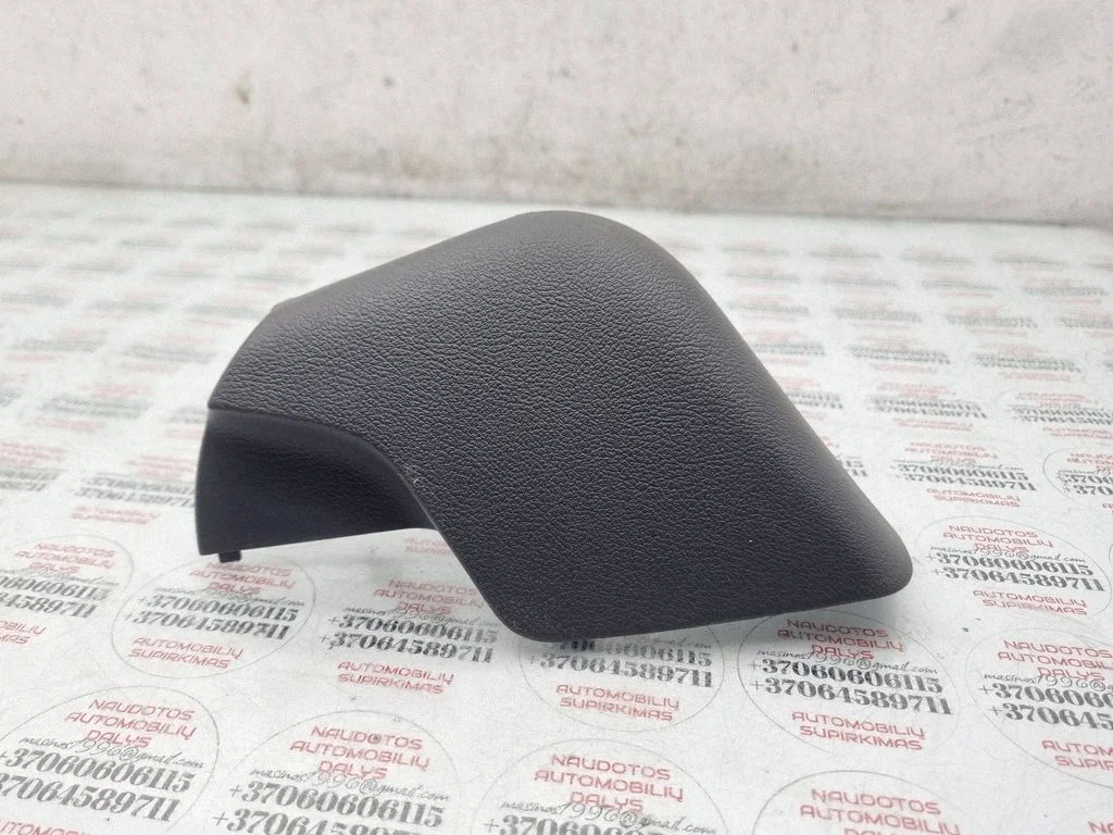 Seat trim – Volkswagen Touareg I (2002-2010)