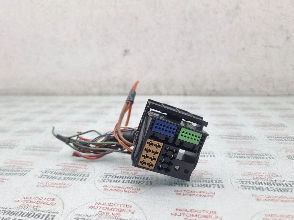 Sound system wiring loom – Volkswagen Passat CC (2008-2016)