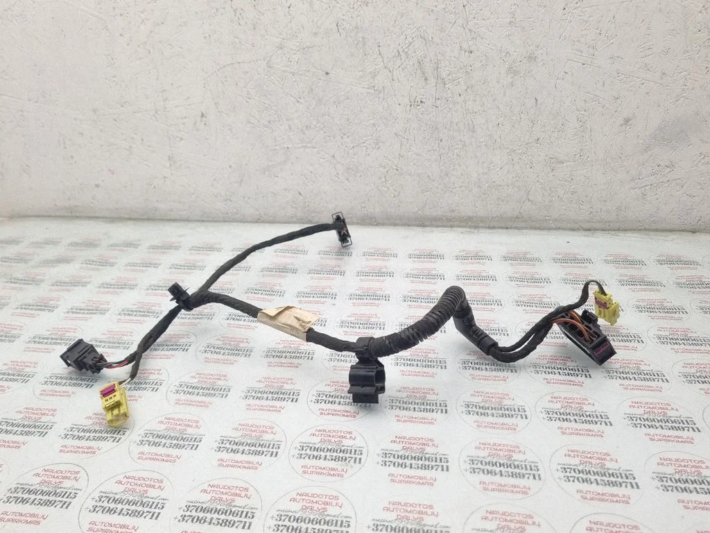 Seat wiring loom – Skoda Octavia Mk2 (1Z) (2004-2013)