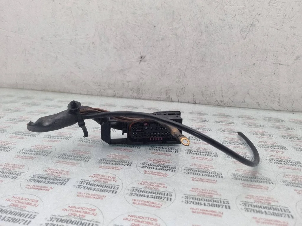 ABS module connector plug – Audi A4 S4 B6 8E 8H (2001-2005)