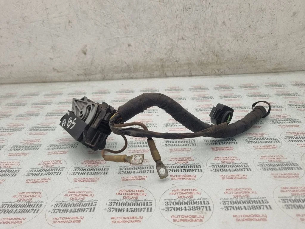 ABS module connector plug – Audi A4 Allroad B8 (2008-2016)