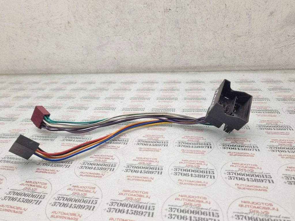Sound system wiring loom – Volkswagen Touareg I (2002-2010)