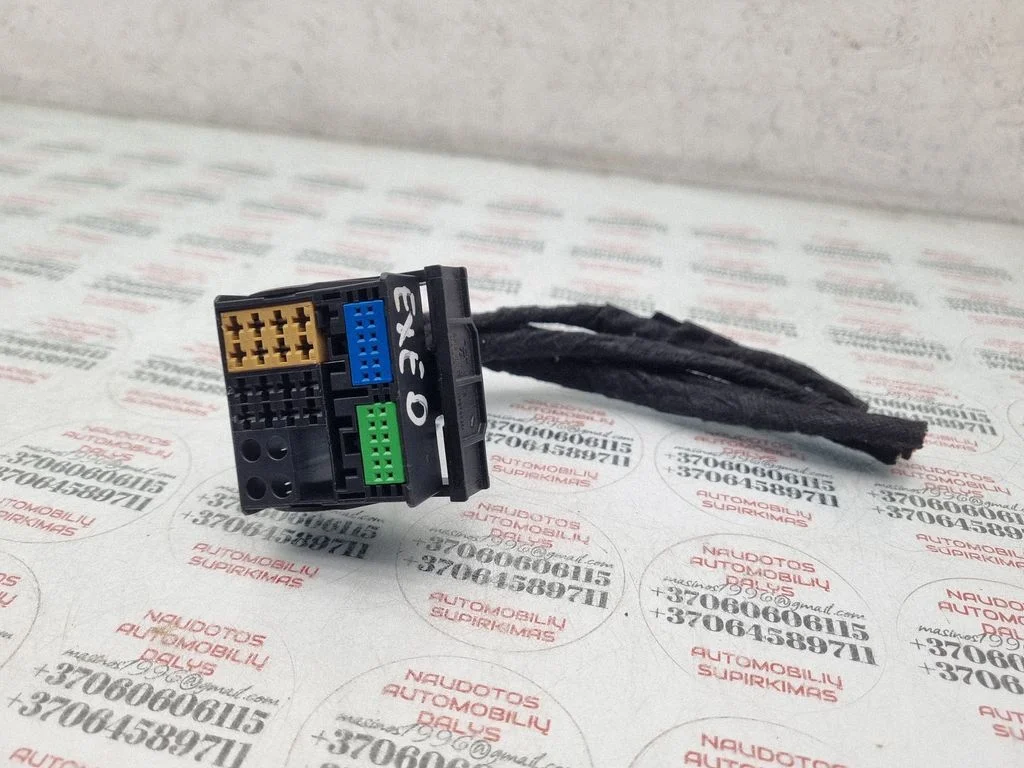 Sound system wiring loom – Seat Exeo (3R) (2008-2013)