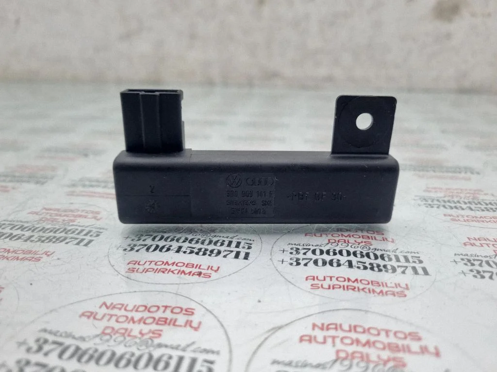 Keyless system antenna – Volkswagen Touareg I (2002-2010)