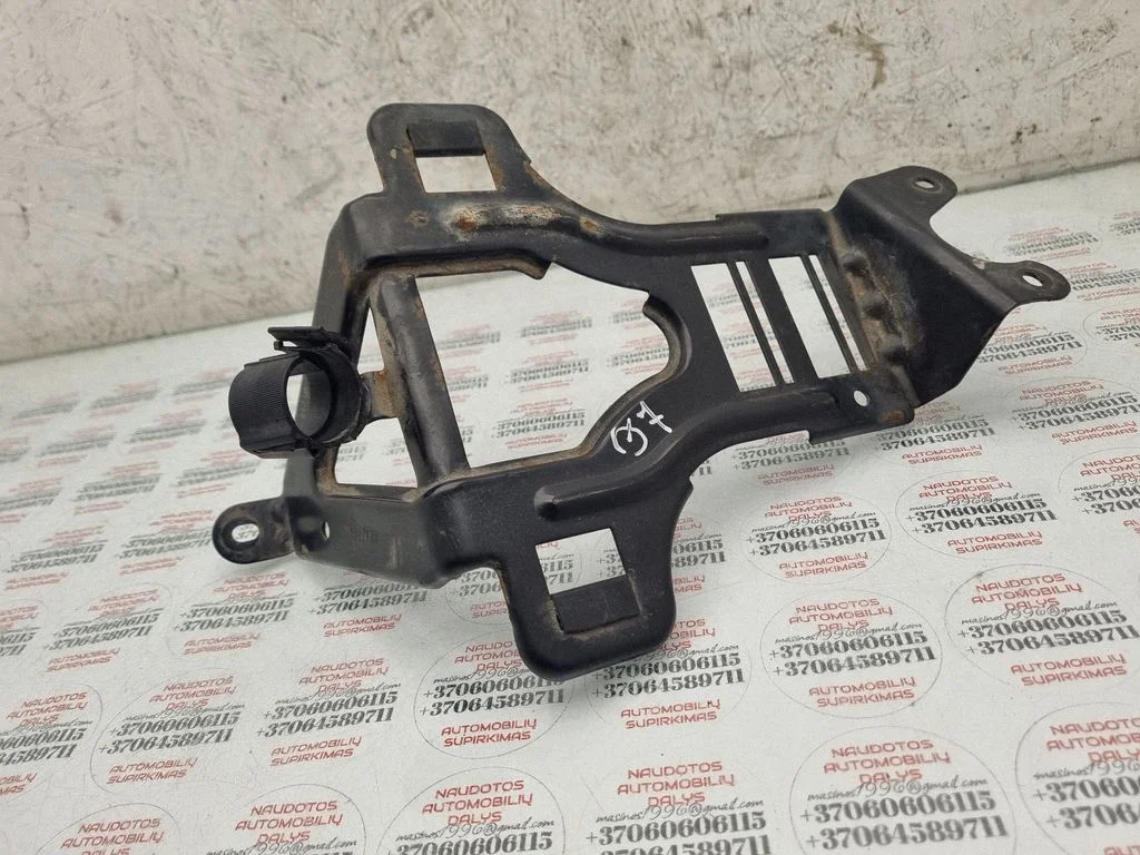 Engine control unit holder – Audi Q7 4L (2005-2015)