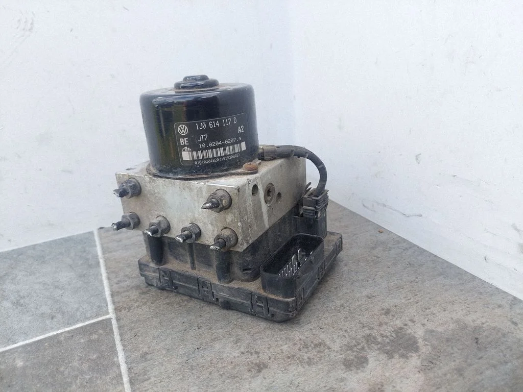 ABS-plokk – Audi A3 S3 8L (1996-2003)