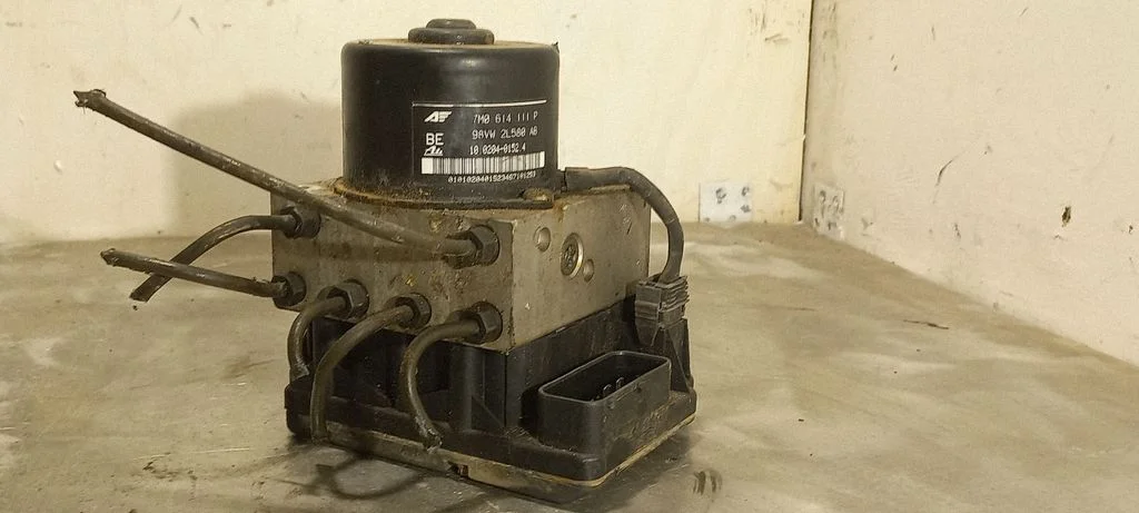 ABS block – Volkswagen Sharan (2001-2010)